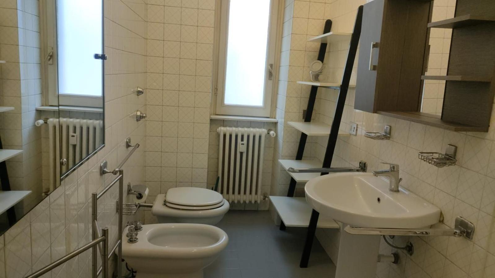 Very Big Apartment At 3 Minutes On Foot From Duomo Cathedral Milán Exterior foto