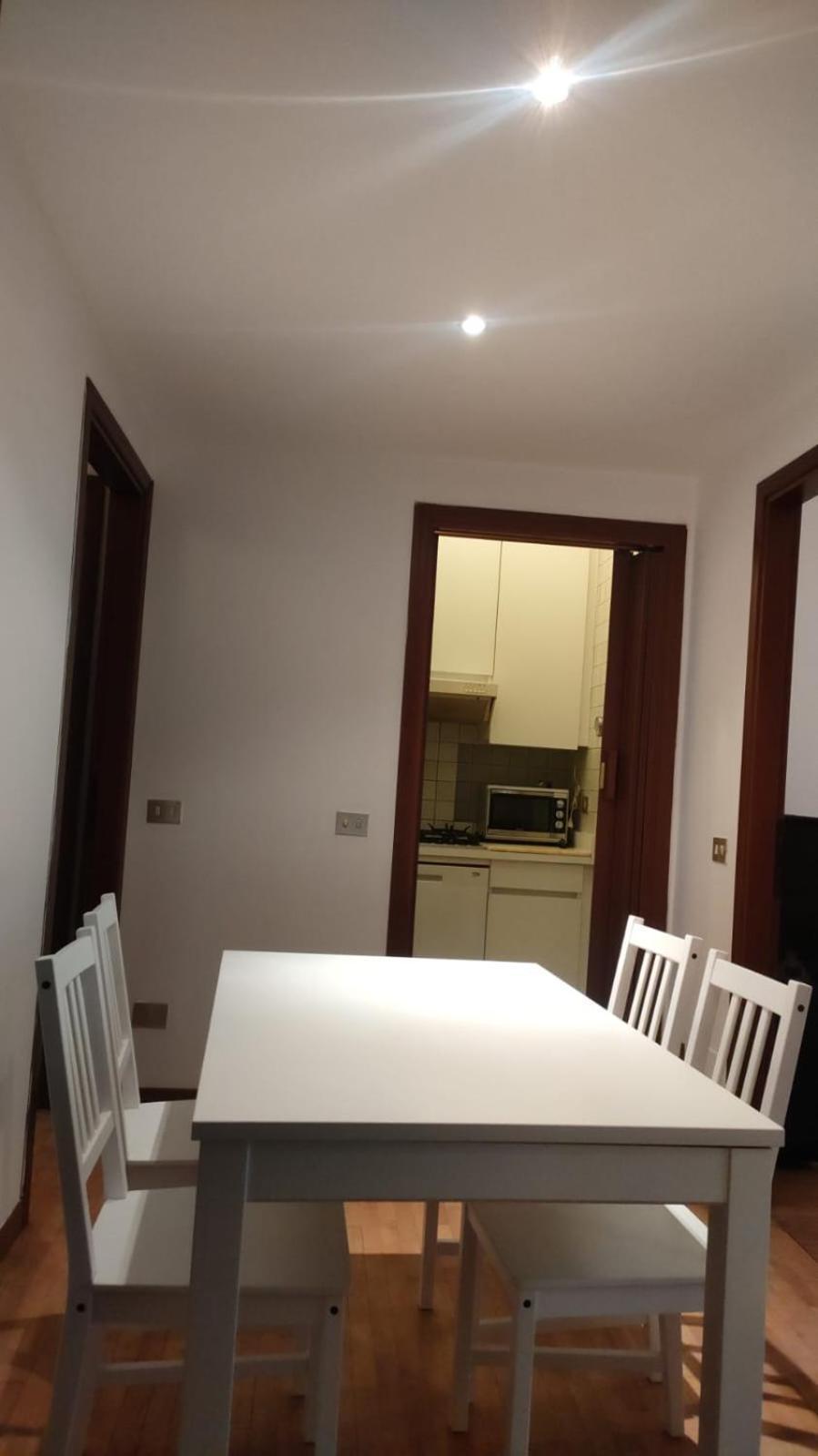 Very Big Apartment At 3 Minutes On Foot From Duomo Cathedral Milán Exterior foto